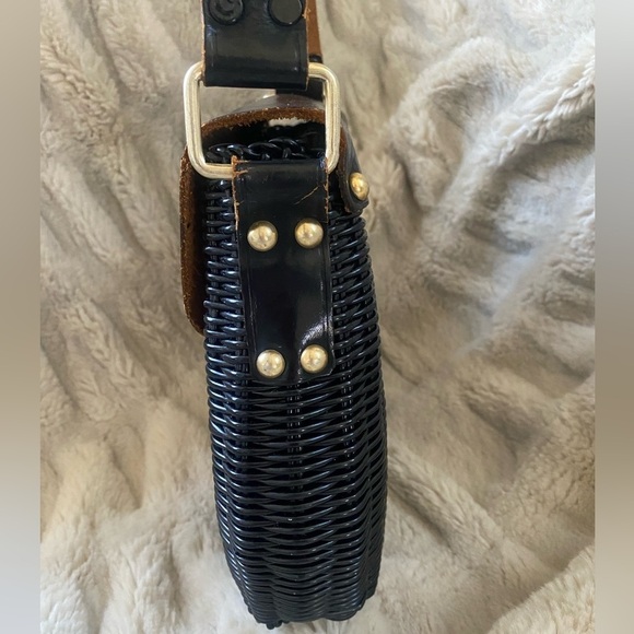 Vintage Orbach’s Black and Gold Basket Bag - Picture 5 of 11